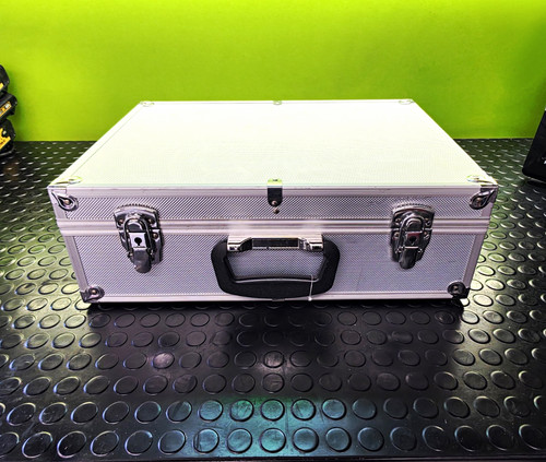 Lockable aluminium tool box - lockable,